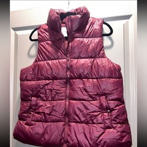 Old Navy Puffer Vest
